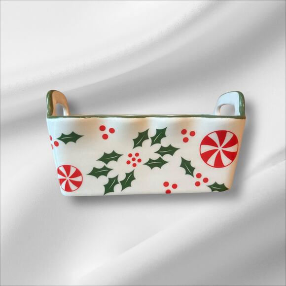 Temptations Retired Holiday Christmas Baking Dish Holly Berries Peppermint 12 Oz - Picture 1 of 6